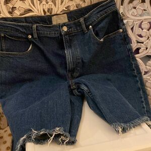 Everlane The Way High Jean size 32. Smoke-free home!